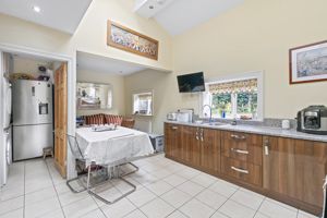 Photo 32- click for photo gallery